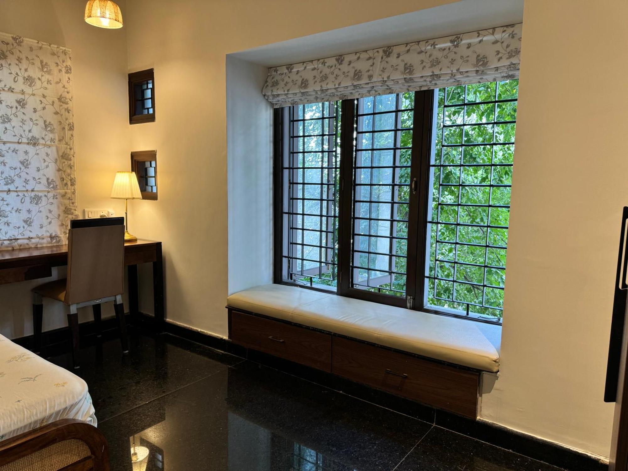 Idam Na Mama Apartment Бангалор Екстериор снимка