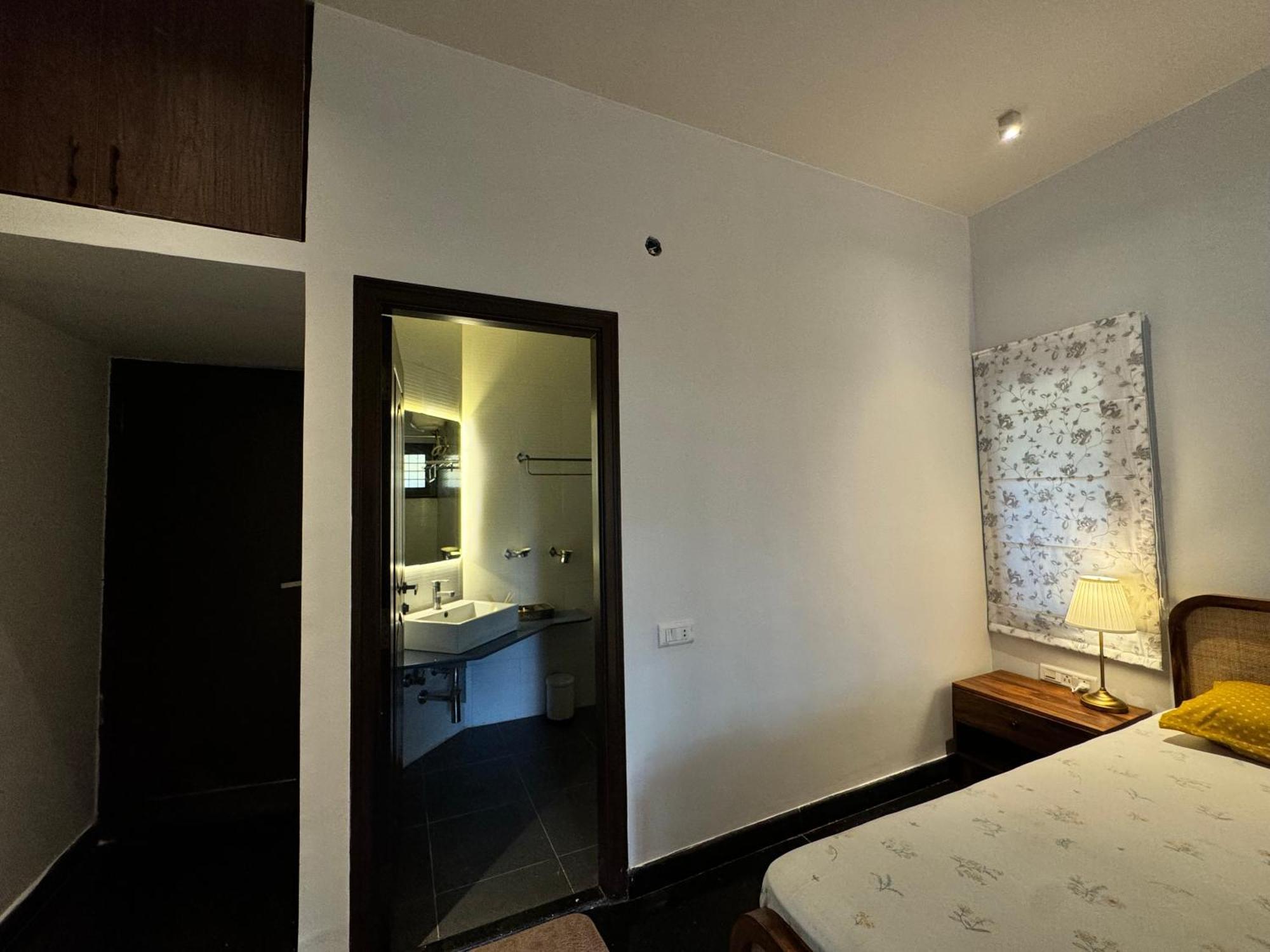 Idam Na Mama Apartment Бангалор Екстериор снимка