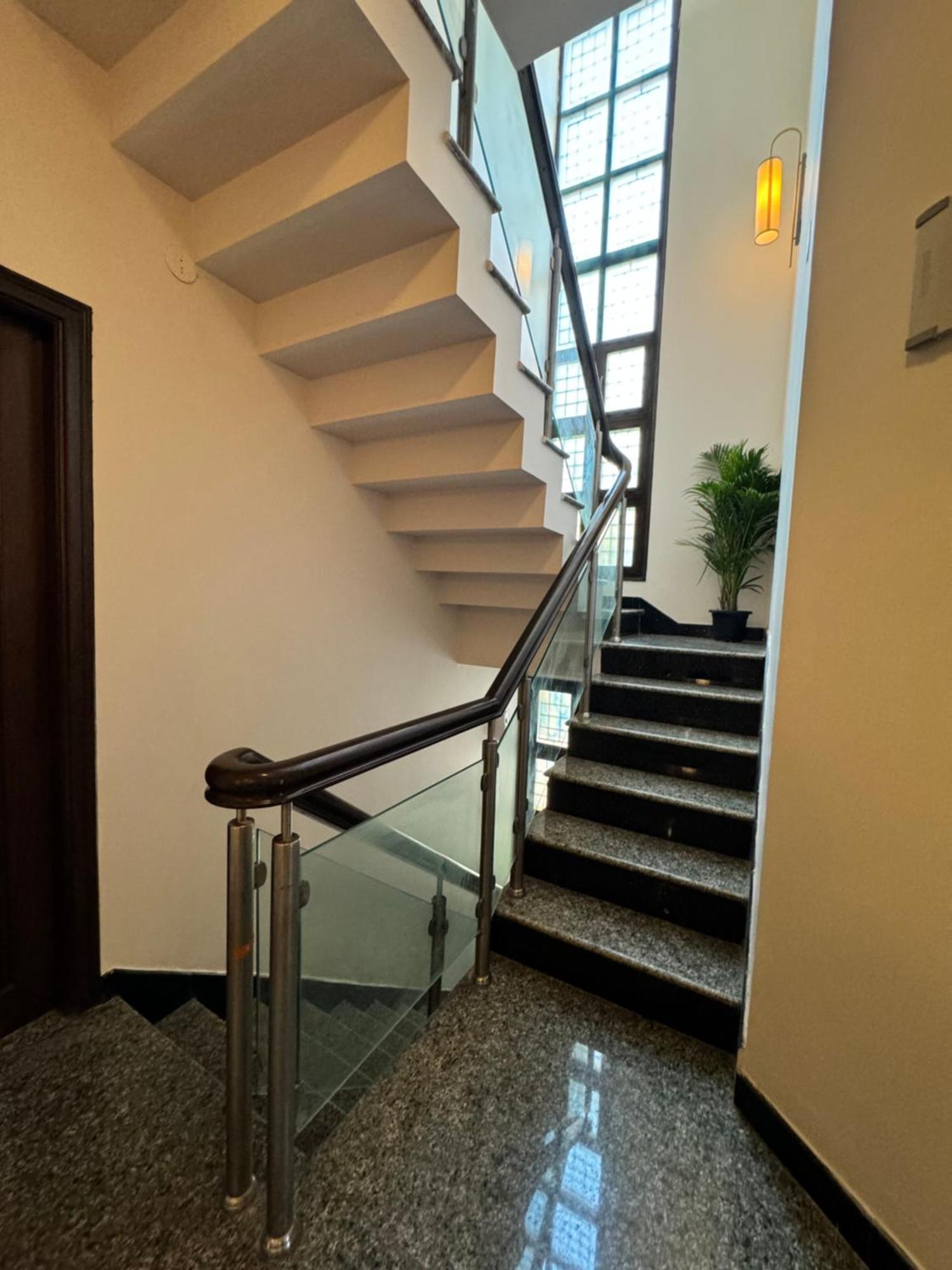 Idam Na Mama Apartment Бангалор Екстериор снимка